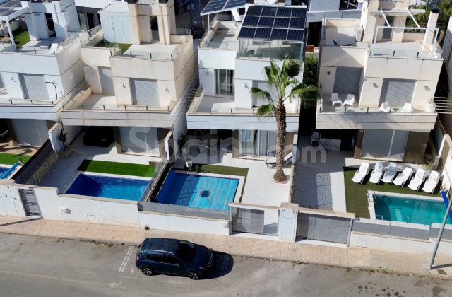 Villa - Resale - Orihuela Costa - MO-19342