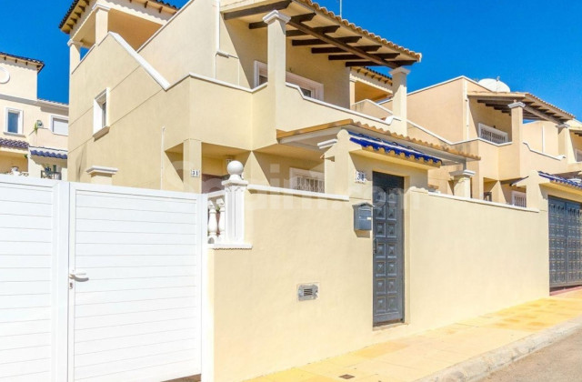 Villa - Resale - Orihuela Costa - MO-94924