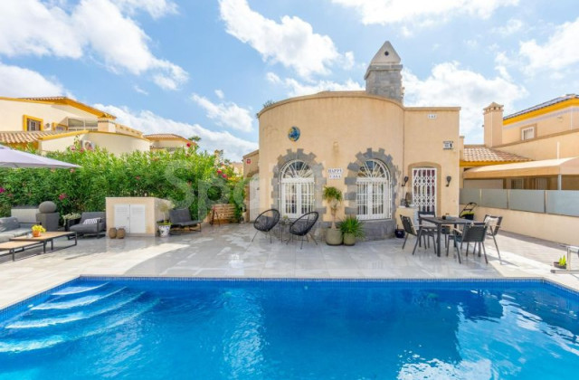 Villa - Resale - Orihuela Costa - Playa Flamenca