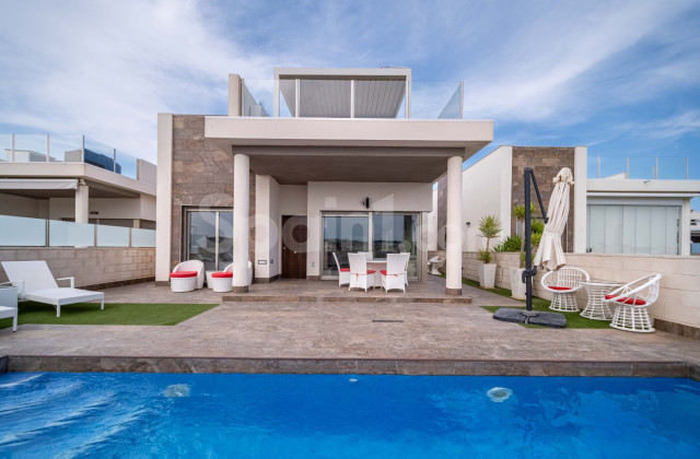 Villa - Resale - Orihuela Costa - SB965