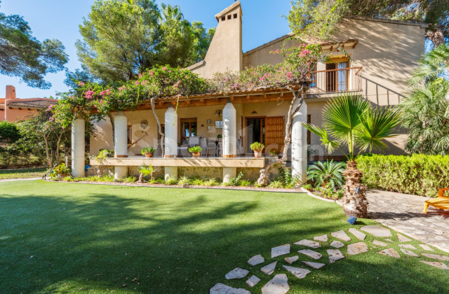 Villa - Resale - Orihuela Costa - Villamartin