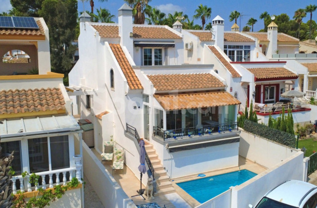 Villa - Resale - Orihuela Costa - Villamartin
