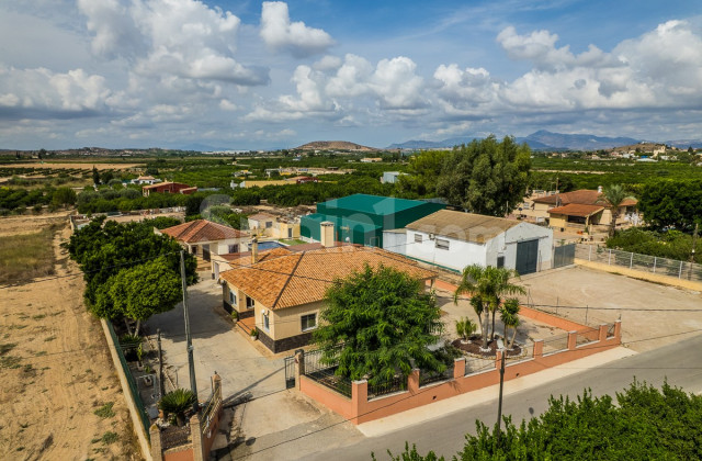 Villa - Resale - ORIHUELA - La Matanza
