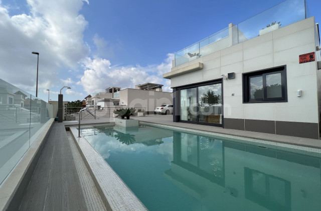 Villa - Resale - San Miguel de Salinas - Costa Blanca Sur