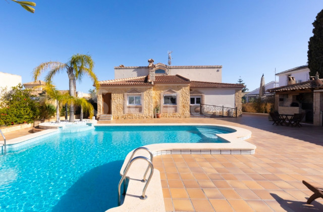 Villa - Resale - Torrevieja - Los Altos