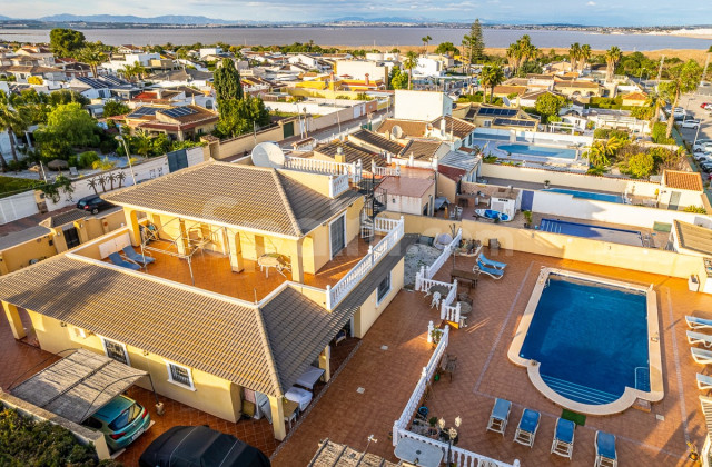 Villa - Resale - TORREVIEJA - Los Balcones