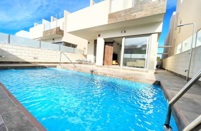 Villa - Resale - Villamartín - Villamartin