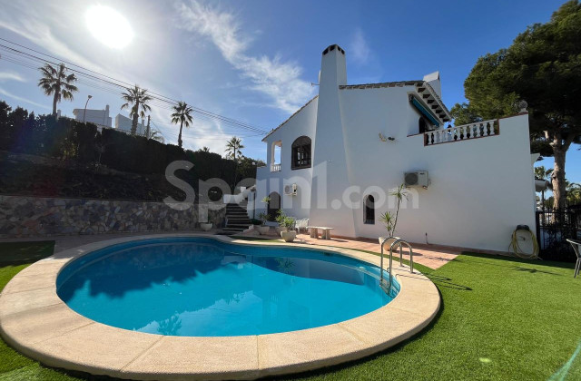 Villa - Resale - Villamartín - Villamartin