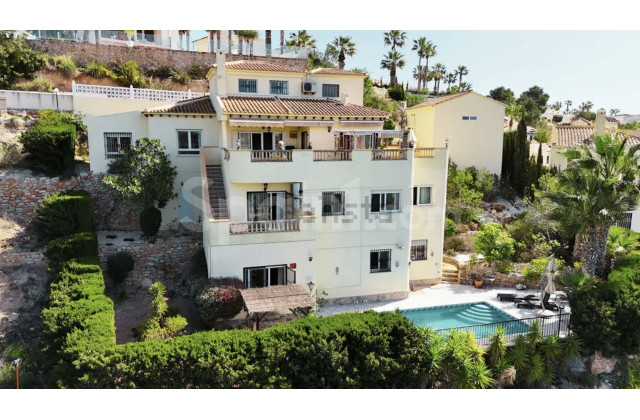 Villa - Resale - Villamartín - Villamartin