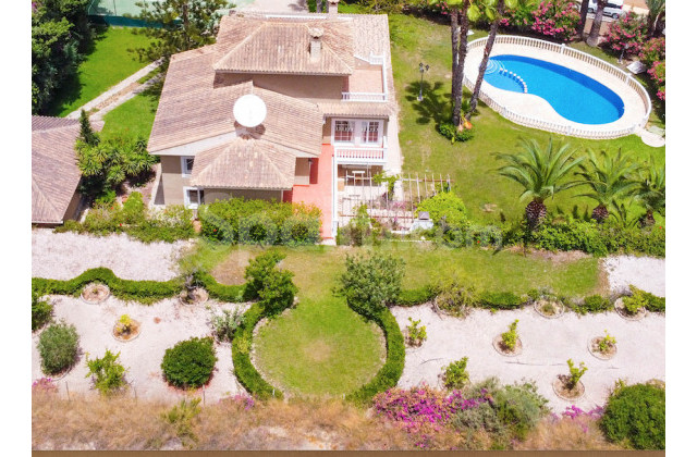 Villa - Resale - Villamartín - Villamartin
