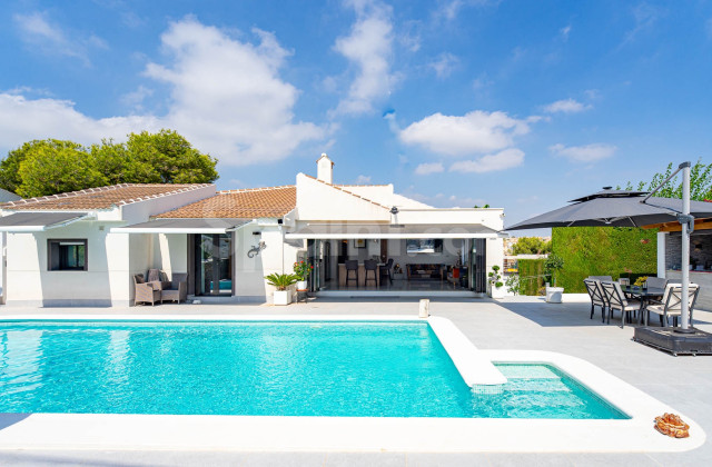 Villa - Segunda mano - Orihuela-Costa - Villamartin