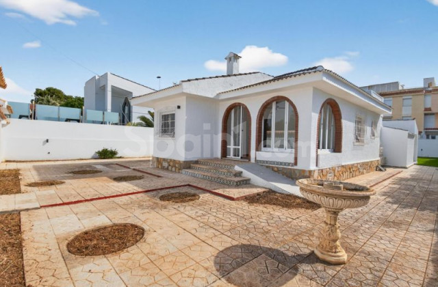 Villa - Segunda mano - Torrevieja - Torrevieja
