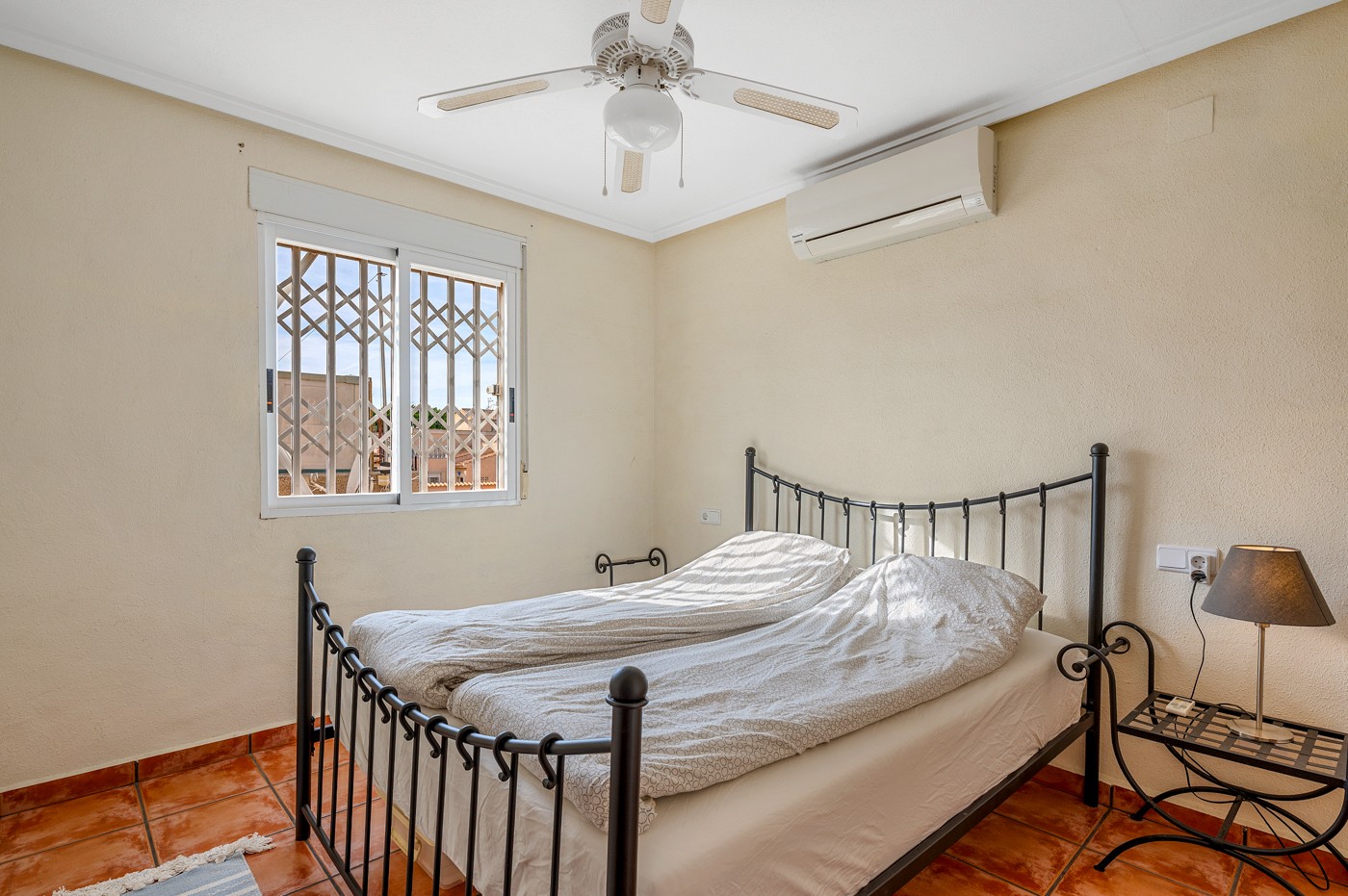 SB1090 — Orihuela Costa bild 16